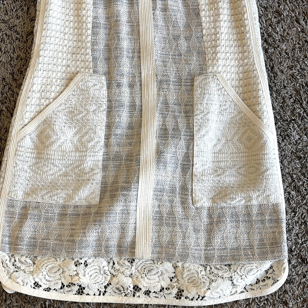 Rebecca Taylor Lace‎ Shifts 
Slit Neck Short Sleeve Mini Patchwork Dress Size 8 - Picture 3 of 15